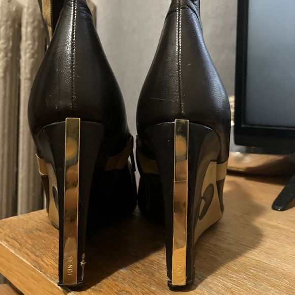 Vintage Fendi Boots - Picture 4 of 5